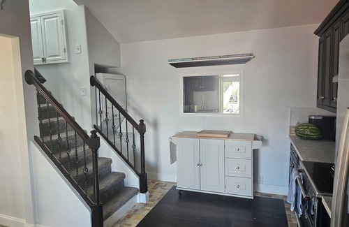 Carver Boat Rental | Beautiful Floating Home on the Columbia River close to PDX airport and freewayn
