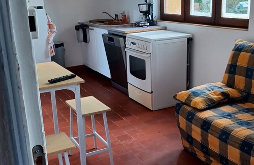 Digoin Apartment | Beautiful, functional apartment with individual air-conditioning