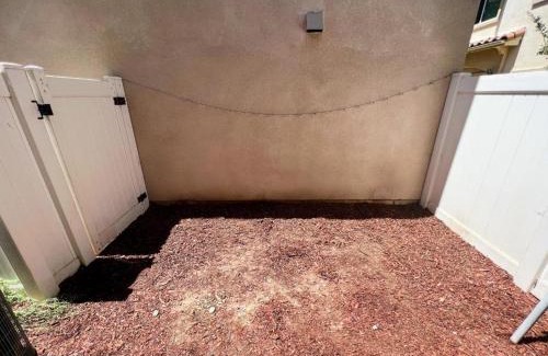 Sylmar Bed & Breakfast | Beautiful Gated two story House