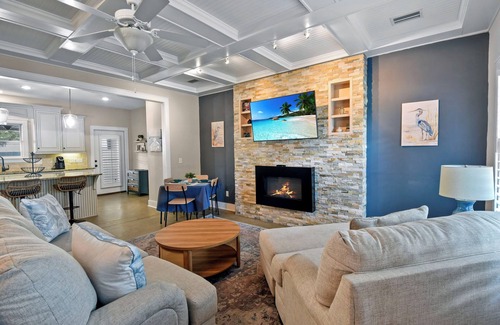 Saint Simons Island House | Beautiful home in the south end of St Simons Island