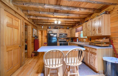 Logan Cabin | Beautiful hilltop cabin on 30 acres. Rustic charm and Hocking Hills living at its best!