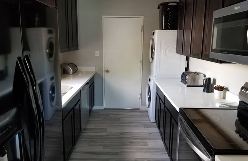 Rancho Oakey House | Beautiful home 5min from where you want to be.