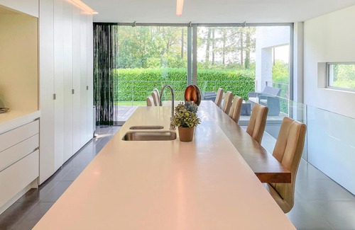 Bocholt House | Beautiful home in Bocholt with WiFi