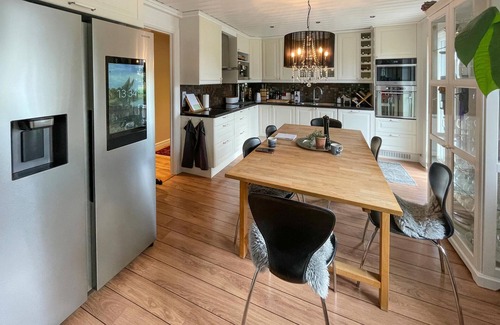 Dalsjofors House | Beautiful home in Dalsjöfors with sauna