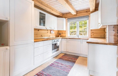 Folldal House | Beautiful home in Dalholen with sauna