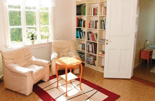 Tomten House | Beautiful Home In Dalum With Kitchen