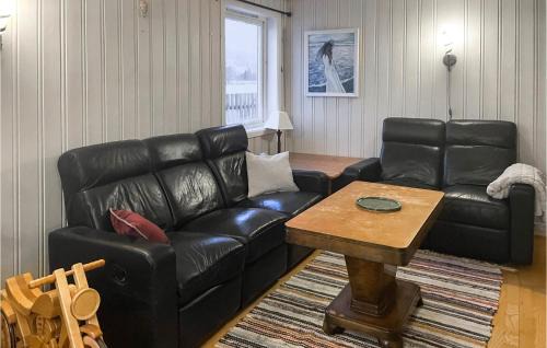 Asnes Municipality House | Beautiful Home In Flisa With Kitchen