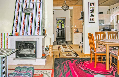 Grunwald House | Beautiful home in Grunwald with WiFi
