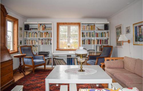 Lammhult House | Beautiful Home In Lammhult With Sauna