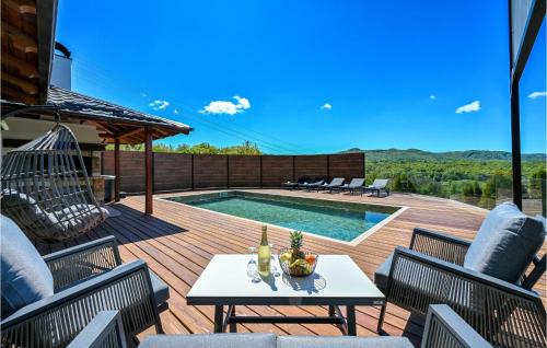 Ljubescica House | Beautiful Home In Ljubescica With Wifi