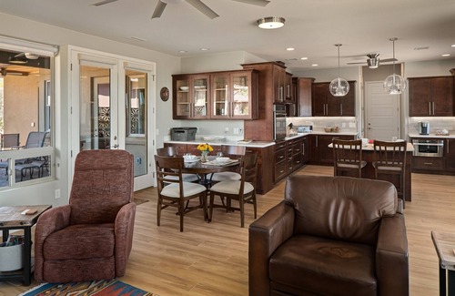 West Sedona House | Beautiful Home In The Heart of West Sedona! - 30-Day Minimum Coffee Pot 595 -