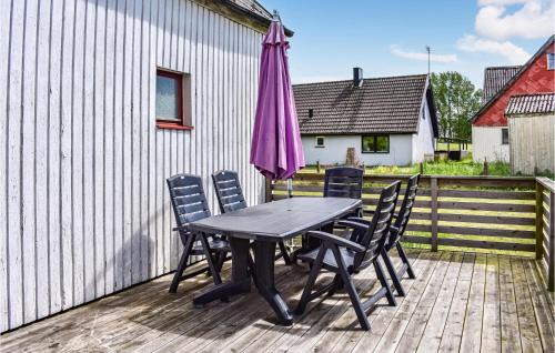Bollerup House | Beautiful Home In Tomelila With Kitchen