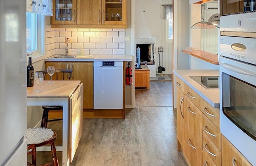 Kragared House | Beautiful home in Torup with lake view