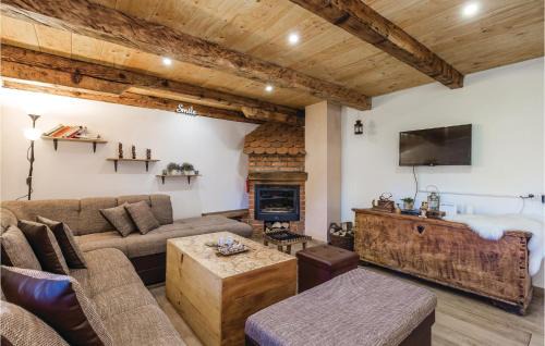 Tounj House | Beautiful Home In Tounj With Wifi