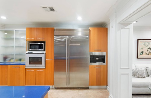 Beverly Hills House | Beautiful Home In The Heart Of Beverly Hills