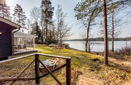 Hallaryd House | Beautiful Home In Vägla With Wifi