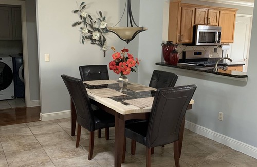 Virginia Trace House | Beautiful home within Walking distance to Sumter Landing