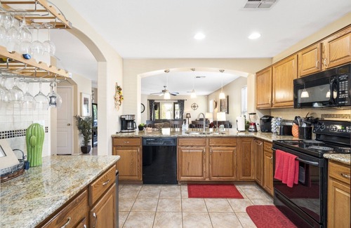Los Arbolitos Ranch House | Beautiful Home with Heated Pool and Hot Tub! Spring Training and Stadium nearby.