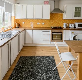 Manchester Apartment | Beautiful house in the heart of a golf course.