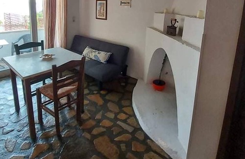 Koumeika House | Beautiful house located on a hill in Samos Island, 400 m from an organized beach