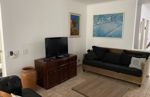 Jardim Vitoria House | Beautiful house one block from the beach and shopping center