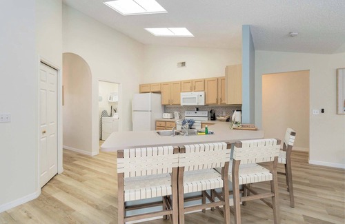 Sunridge Woods House | Beautiful House- Pool- Star Wars Game Room