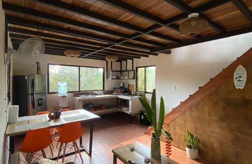 Garabito Ski Chalet | Beautiful house, surrounded by nature in Turrubares, suitable for HomeOffice.