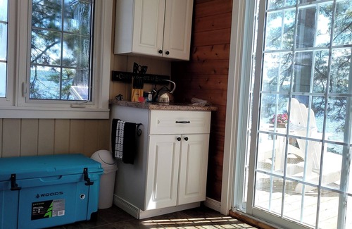 Port Sydney Cottage | Beautiful Island Cottage with Amazing Views, Private Dock in Huntsville Canada