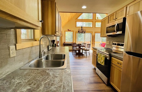 Lutsen Cabin | Beautiful Lake Cabin on Pike Lake in Lutsen