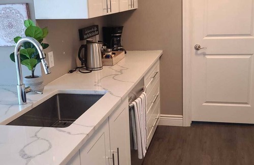 Amherstburg Cottage | Beautiful Lake haven 3bedroom cottage