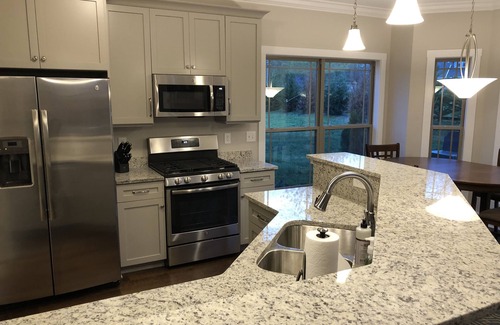 Winchester House | Beautiful Lake Townhouse at Twin Creeks Resort