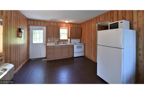 Brainerd Cabin | Beautiful lakeside 2 bedroom cabin on private lake (Cabin #6)