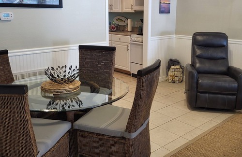 Holiday Island Condo | Beautiful location, close to Eureka Springs. No cleaning fee!