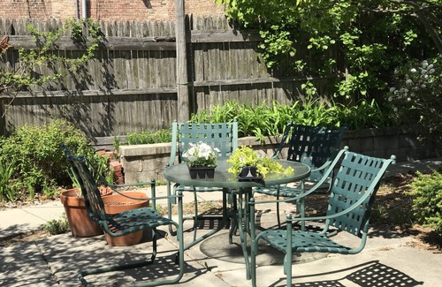 Shorewood Apartment | Beautiful Luxury Suite B Shorewood Home