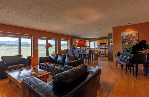 Pagosa Springs House | Beautiful Meadow & Mountain Views! Convenient Location, Feels Remote