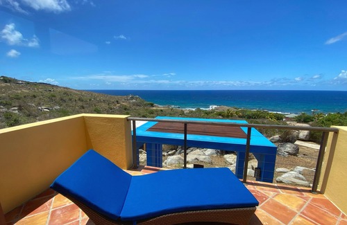 Little Trunk Bay Boat Rental | Beautiful Mexican inspired three bedroom villa overlooking The Atlantic