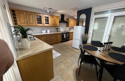 Weston on Trent House | Beautiful Modern 3-Bedroom House w/Garden