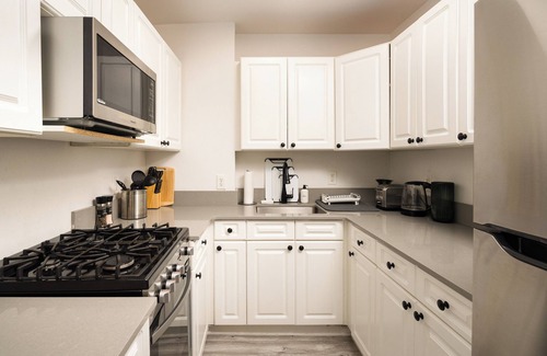 Boerum Hill Apartment | Beautiful Modern Downtown Brooklyn Studio w/Elevator