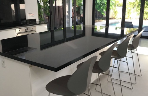 Sunset Crest Villa | Beautiful modern villa in Holetown, Barbados. 5 mins to all amenities, beach.n