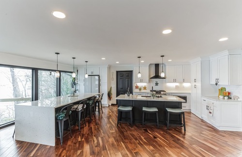 Green Hill House | Beautiful Nashville Lake House, Kayaks INCLUDED!