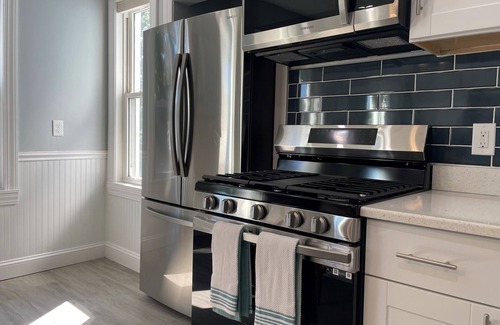 Worcester Apartment | Beautiful New 2 BD near Hospitals, Free Parking