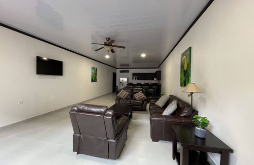 Chachagua House | Beautiful New 4 Bedroom 4.5 Bath Condo w/Garage