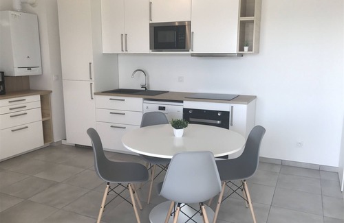 Annecy Apartment | Beautiful new apartment near lake and town center