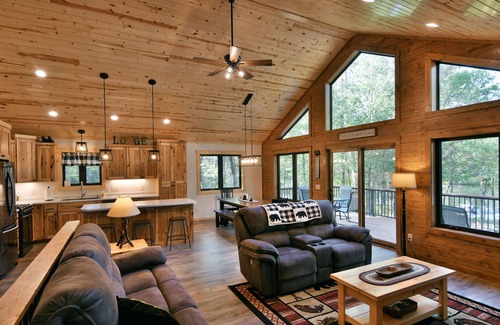 Trego Cabin | Beautiful new cabin available to rent!