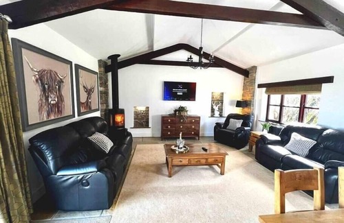 St Hilary Apartment | Beautiful newly converted barn in St Hilary