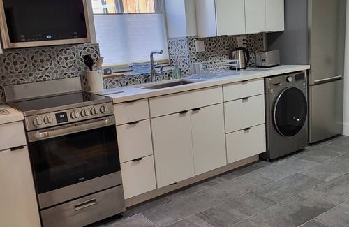 Berkeley Hills Apartment | Beautiful North Berkeley private 1 bedroom flat