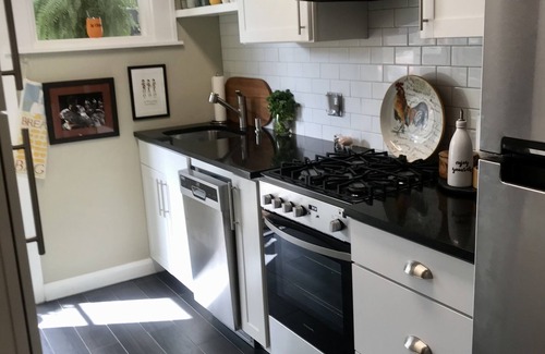 Historic Old Northeast Apartment | Beautiful OLD NE St. Pete Apartment