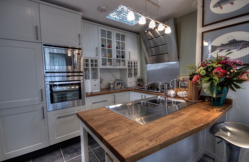 Chester Cottage | Beautiful period cottage, exceptional riverside location in the heart of Chester
