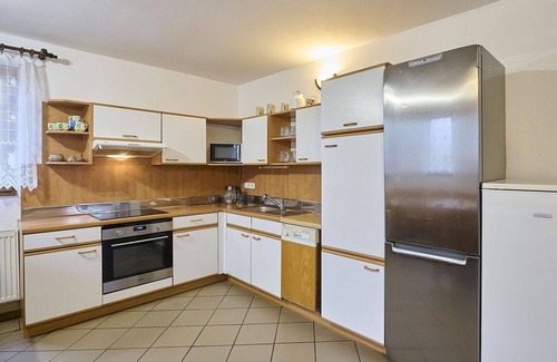 Korenov House | Beautiful private villa for 20 people with private pool, WIFI, TV, terrace, pets allowed and par.