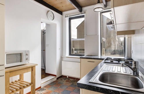 Schoondijke House | Beautiful private villa for 4 people with WIFI, TV, terrace, pets allowed and parking